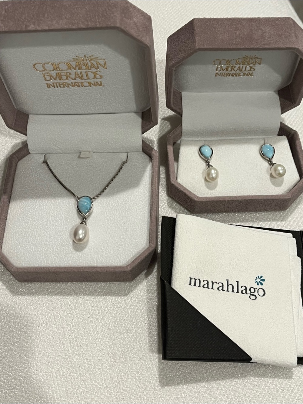 Blue Turquoise (Larimer) and Pearl Pendant Necklace & Earrings Set